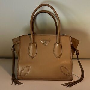 Prada handbag - TASSEL TWIN POCKET TOTE CITY CALF SMALL